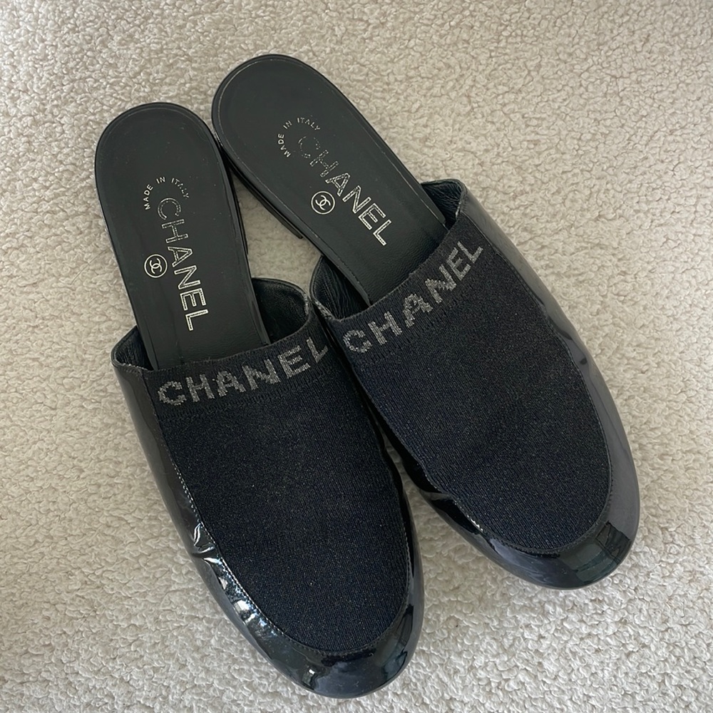 Chanel Slides